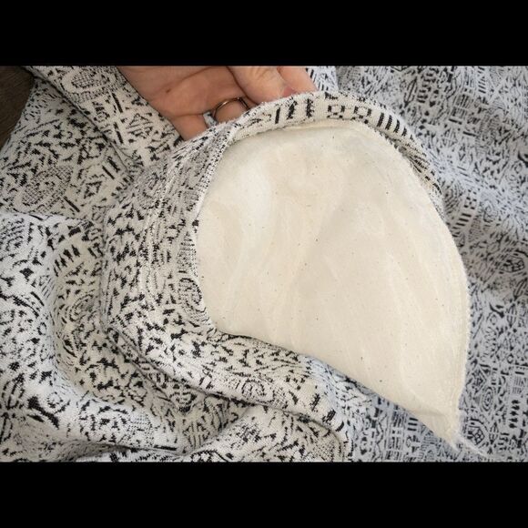 Vintage Pasta Black & White Aztec Printed Shirt Size Large - Picture 4 of 5